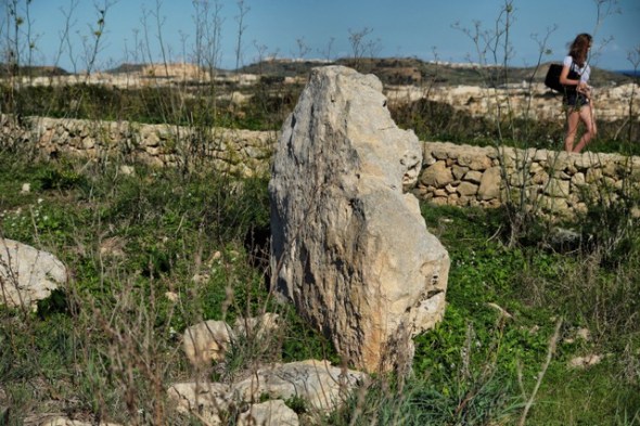 mlt3964malta 17 gozoc2a9homolka menhir borg l imramma